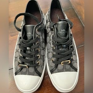 Coach Classic Footwear Size 11